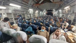 IAF-Evacuates-Indians.jpg