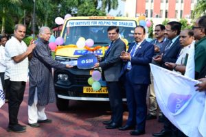 PRESS DONATION PHOTO