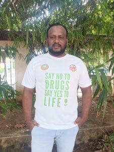 ନିଶାଦ୍ରବ୍ୟର ବନ୍ଦ ପାଇ ସରକାର କଡ଼ାକଡ଼ି ଆଇନ୍ ଲାଗୁ କରନ୍ତୁ : ସାମାଜିକ କର୍ମୀ ମୀର ଅହମ୍ମଦ ଅଲ୍ଲୀ