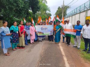 ବି.ଏମ୍‌.ସି. ଏବଂ ସ୍କାଉଟ ଗାଇଡ୍ ମିଳିତ ଆନୁକୂଲ୍ୟରେ ଘରେ ଘରେ ତ୍ରିରଙ୍ଗା