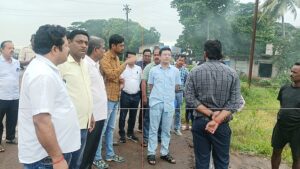 ଚାଷଜମି ଜଳାର୍ଣ୍ଣବ ବୁଲି ଦେଖିଲେ ଜିଲ୍ଲାପାଳ