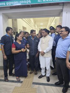 ମୁଖ୍ୟମନ୍ତ୍ରୀଙ୍କ କ୍ୟାପିଟାଲ ହସ୍ପିଟାଲ ପରିଦର୍ଶନ