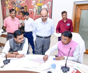 ରାଜ୍ୟରେ ଶିଳ୍ପ ପ୍ରକଳ୍ପର ସମୀକ୍ଷା କଲେ ମୁଖ୍ୟମନ୍ତ୍ରୀ