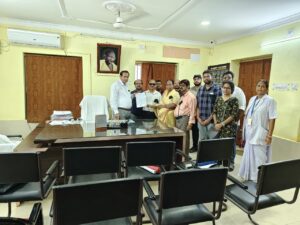 ଆର ଜି କର ମେଡିକାଲ କଲେଜରେ ଘଟିଯାଇଥିବା ଲୋମହର୍ଷଣ କାରି ଘଟଣାକୁ ପାଞ୍ଚପିଢ଼ ଉପଖଣ୍ଡ ଡାକ୍ତର ସମୁହଙ୍କ ନିନ୍ଦା ଓ ଦାବୀପତ୍ର ପ୍ରଦାନ