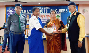 ଓଡିଶା ସ୍କାଉଟସ୍ ଏବଂ ଗାଇଡସ୍ ଦ୍ୱାରା“ବସନ୍ତ ବିଶ୍ୱାଳ ପୁରସ୍କାର” ପ୍ରଦାନ
