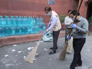 ପ୍ରଧାନମନ୍ତ୍ରୀ ଶ୍ରୀ ନରେନ୍ଦ୍ର ମୋଦୀଙ୍କ ନେତୃତ୍ୱରେ ଗୃହ ମନ୍ତ୍ରଣାଳୟ ସ୍ୱଚ୍ଛ ଭାରତ ଅଭିଯାନ