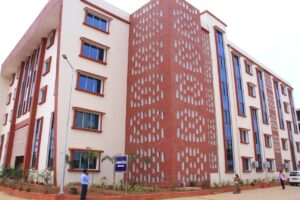 ରେକର୍ଡ: କିସ୍‍ର ୧୫ ଛାତ୍ରଛାତ୍ରୀ ଓସିଏସ୍‍ ପାଇଲେ