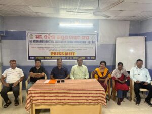 ମାର୍ଚ୍ଚ ୨୭ରୁ ରାଜ୍ୟବ୍ୟାପୀ ସର୍ମ୍ପୂଣ୍ଣ କାର୍ଯ୍ୟବନ୍ଦ ଆନ୍ଦୋଳନ ଘୋଷଣା କରିଲେ ଆୟୁଷ ଡାକ୍ତର