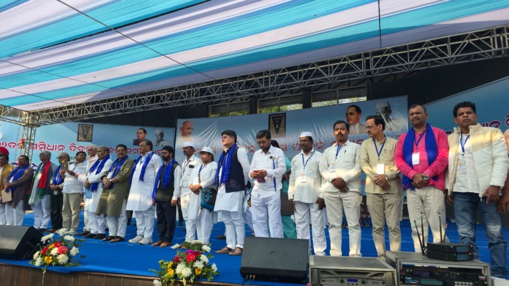 b338350a-79bb-4661-8dfc-1e720fc4dfda